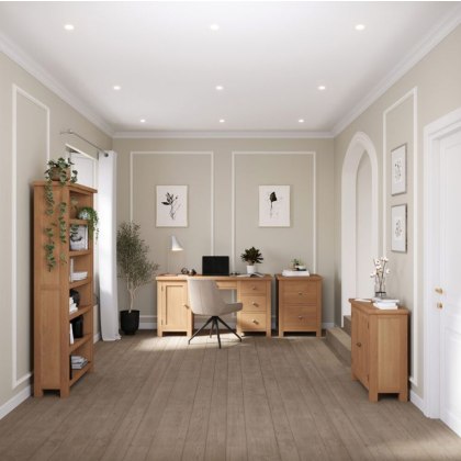 Dallow Oak Single Pedestal Desk Dallow Oak Single Pedestal Desk