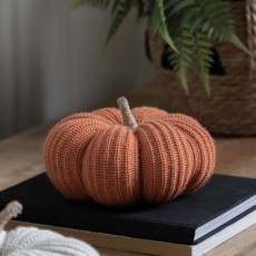 Knitted Pumpkin Rust