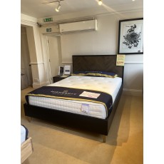 Lisbon Kingsize Bedstead (SRP £999 NOW £399)