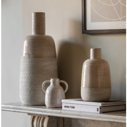 Mobi Ceramic Bottle Vase Mobi Ceramic Bottle Vase