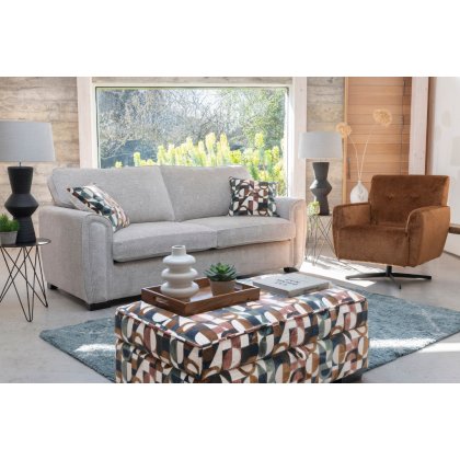Monarch Swivel Chair Monarch Swivel Chair