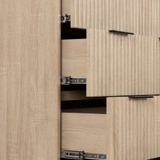 Eva 4 Drawer Chest