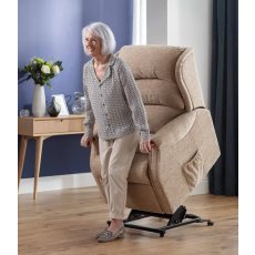 Celebrity Westbury Single Motor Rise Recliner Celebrity Westbury Single Motor Rise Recliner